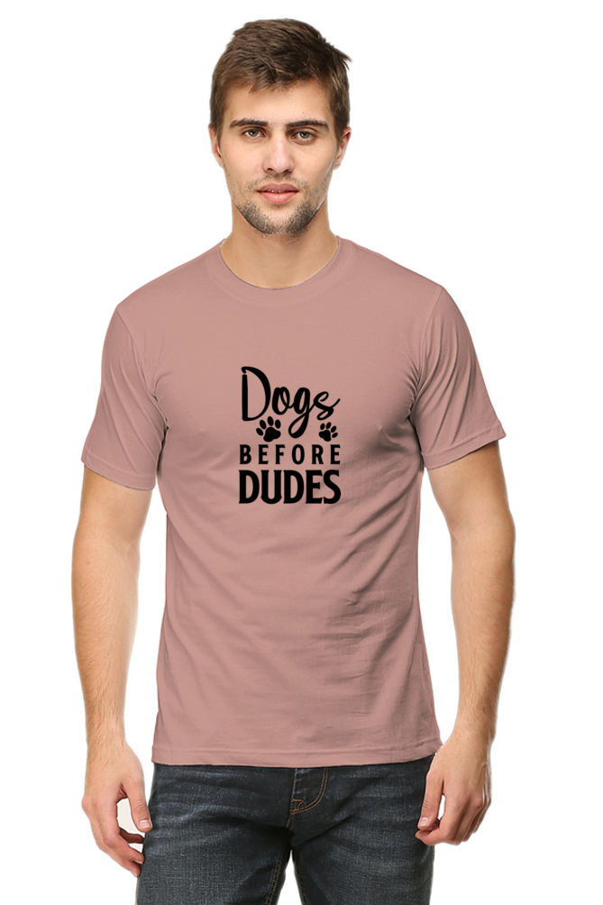 Classic T-shirt - Dogs before dudes